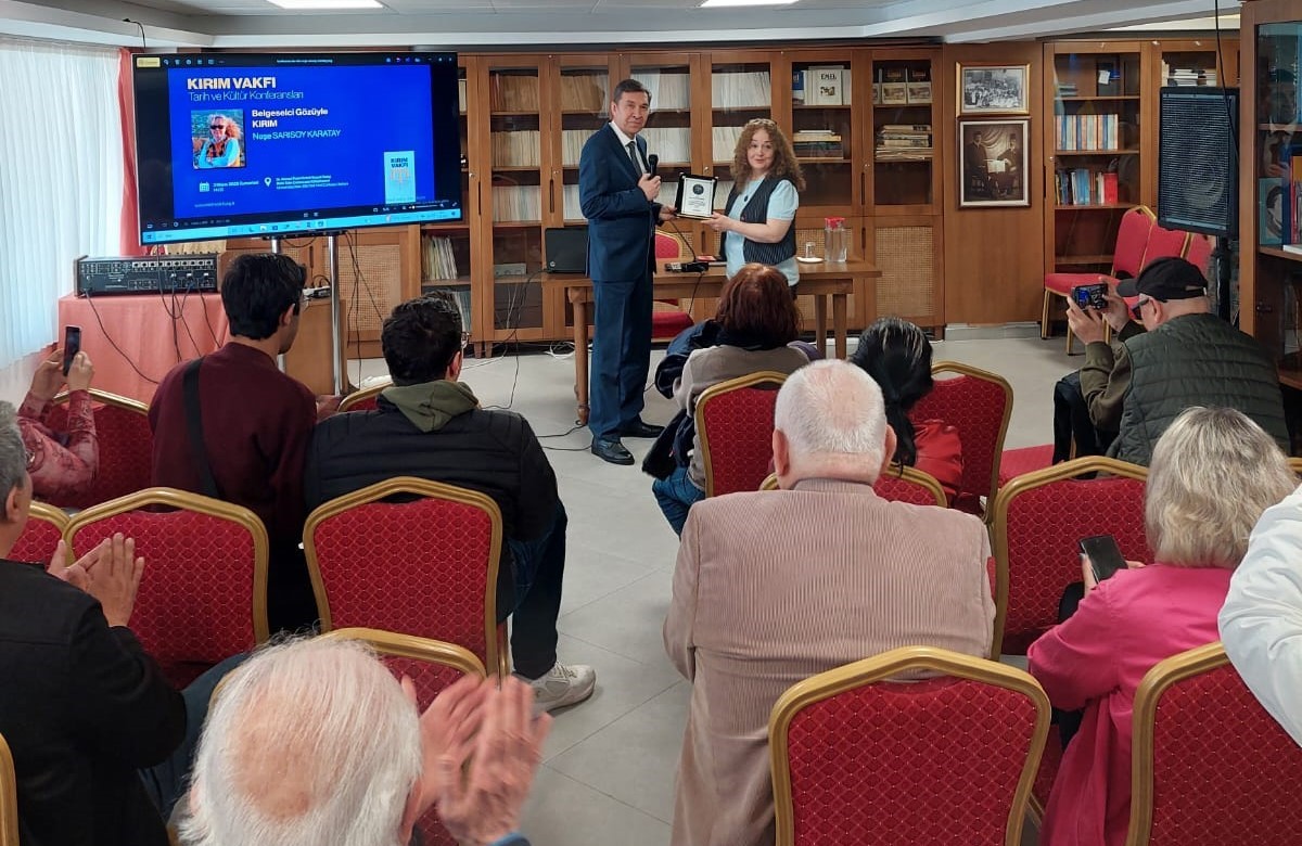 Plaket takdimi